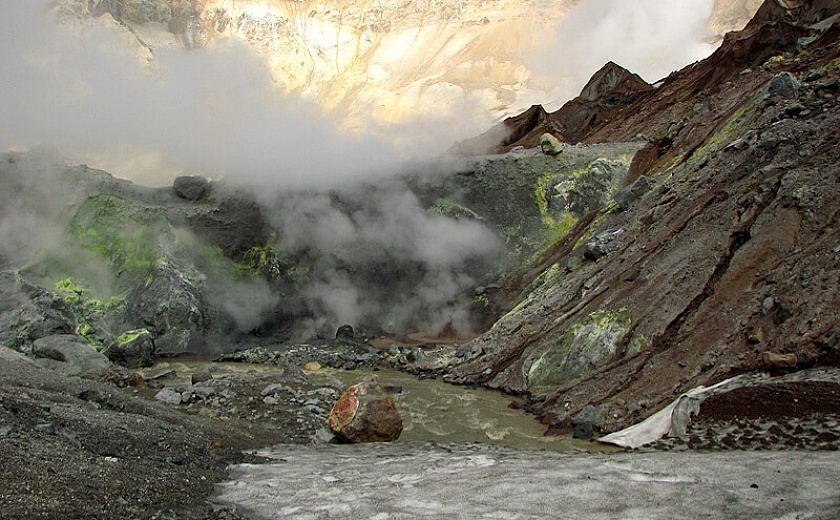 Восхождение на вулканы Камчатки: Мутновский и Горелый